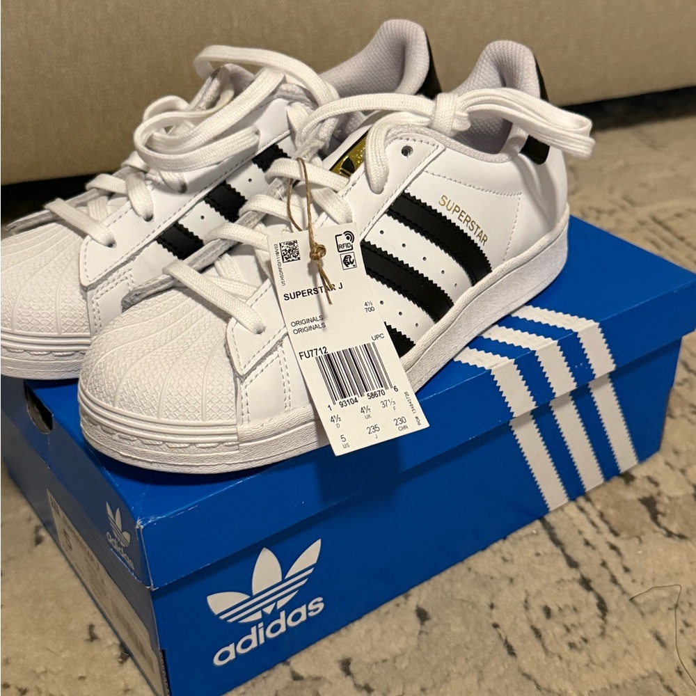Adidas Superstar Sneakers Box - Black and White NWT